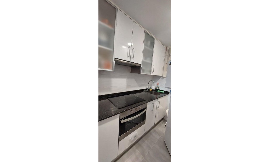 Használt Ingatlanok - Apartman -
Benidorm - Levante