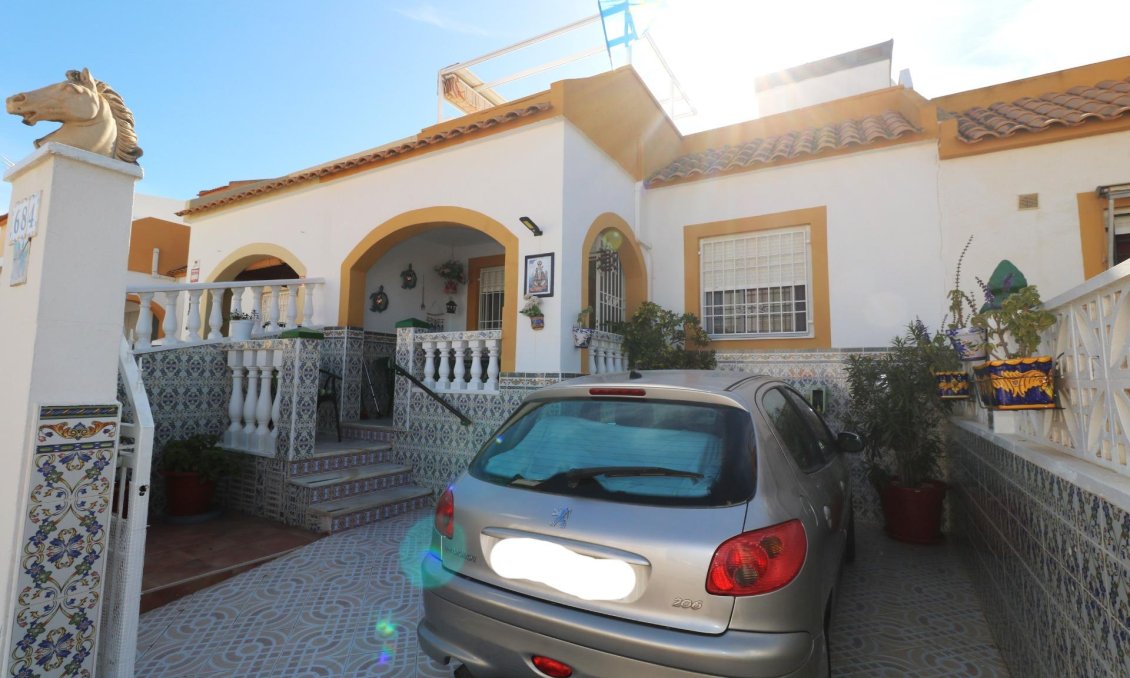 Használt Ingatlanok - Bungaló -
Torrevieja - El Limonar