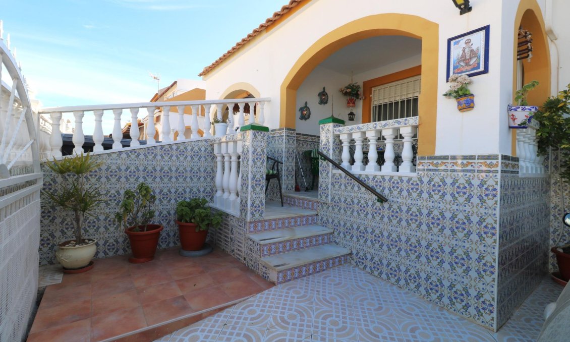 Használt Ingatlanok - Bungaló -
Torrevieja - El Limonar