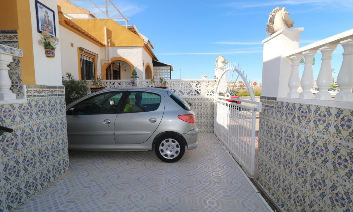 Használt Ingatlanok - Bungaló -
Torrevieja - El Limonar