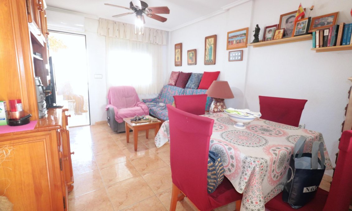 Használt Ingatlanok - Bungaló -
Torrevieja - El Limonar