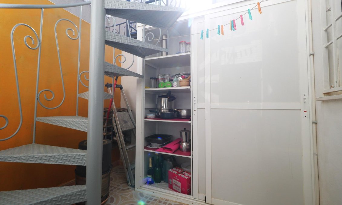 Használt Ingatlanok - Bungaló -
Torrevieja - El Limonar