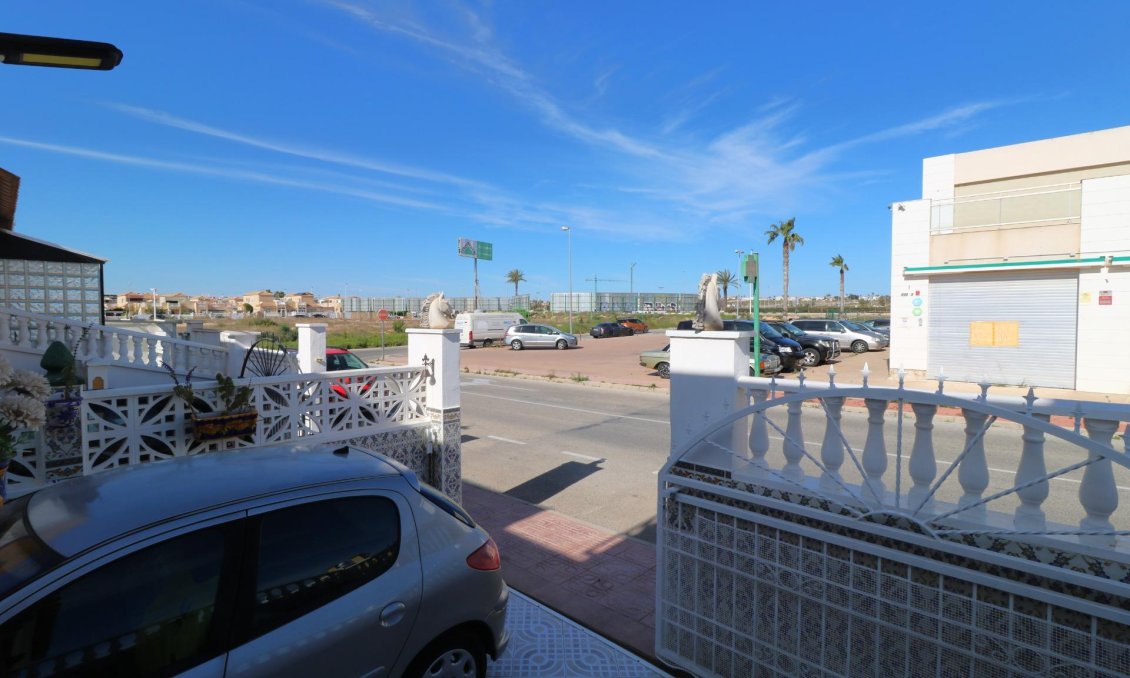 Használt Ingatlanok - Bungaló -
Torrevieja - El Limonar