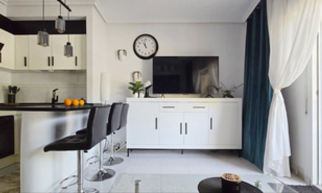 Használt Ingatlanok - Apartman -
Torrevieja - Costa Blanca