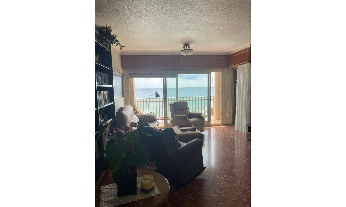 Használt Ingatlanok - Apartman -
Torrevieja - Las Piscinas Naturales