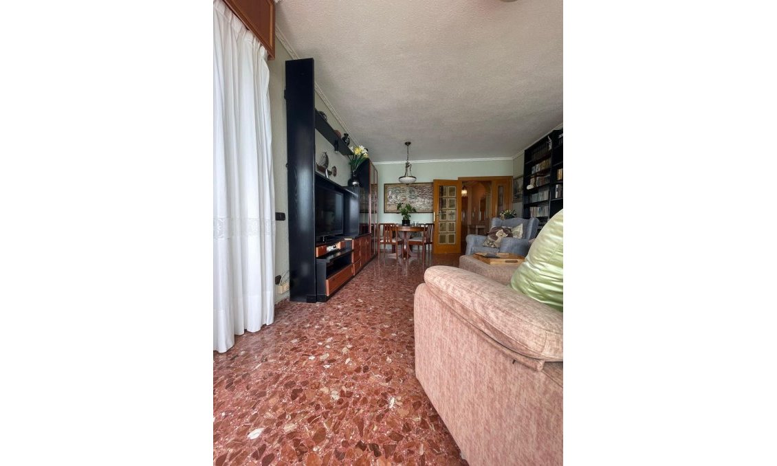 Használt Ingatlanok - Apartman -
Torrevieja - Las Piscinas Naturales