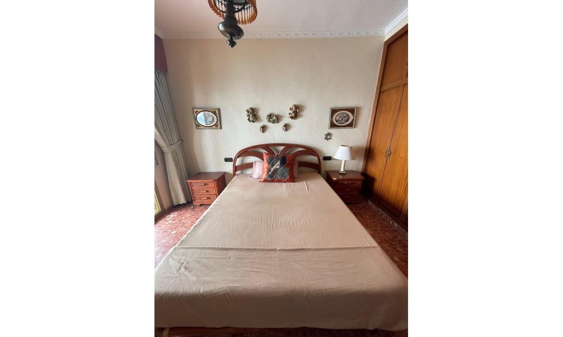 Használt Ingatlanok - Apartman -
Torrevieja - Las Piscinas Naturales