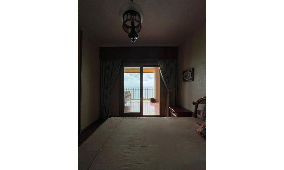 Használt Ingatlanok - Apartman -
Torrevieja - Las Piscinas Naturales