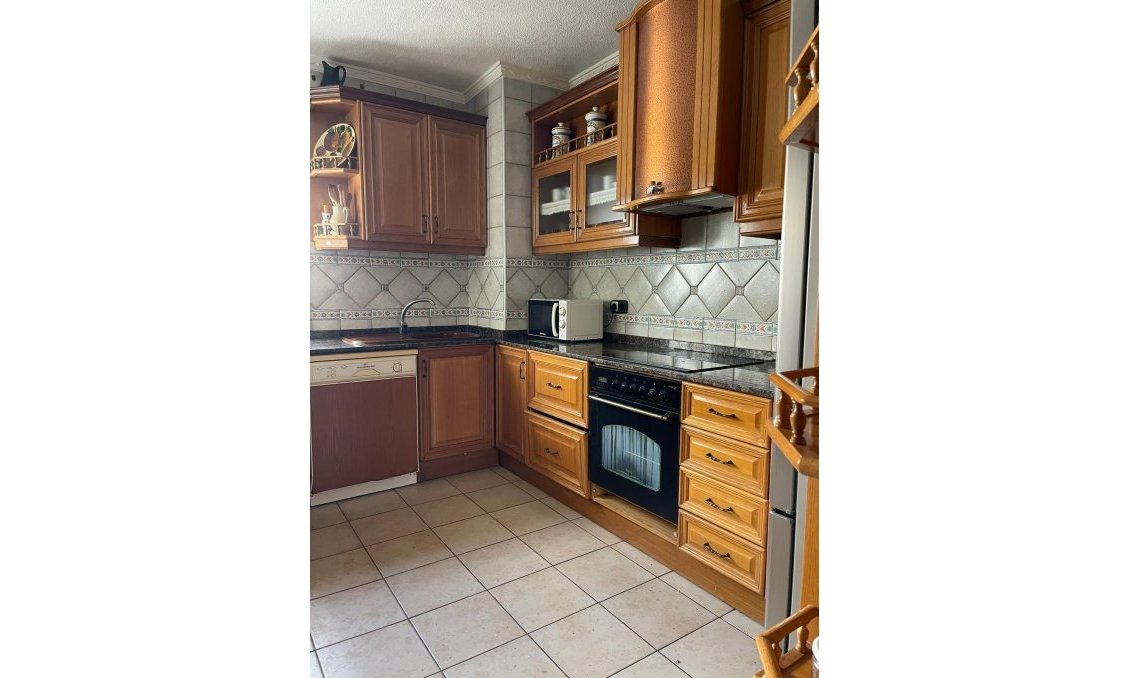 Használt Ingatlanok - Apartman -
Torrevieja - Las Piscinas Naturales