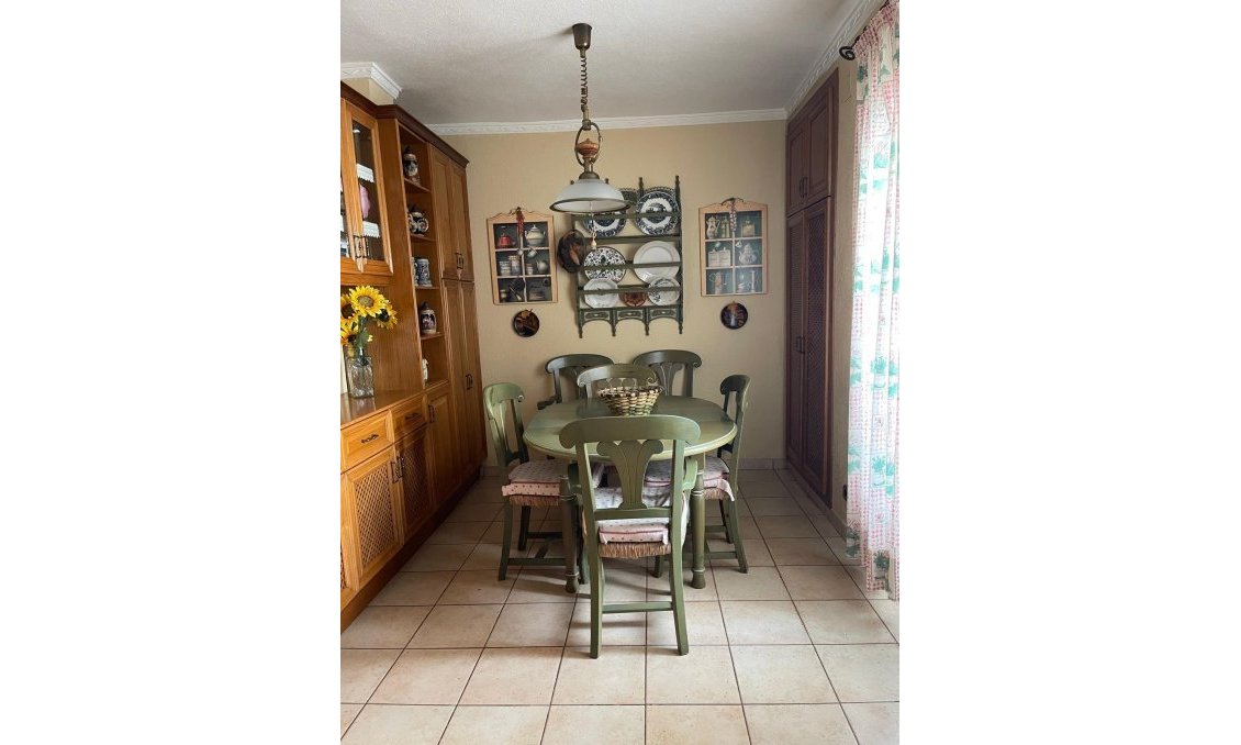 Használt Ingatlanok - Apartman -
Torrevieja - Las Piscinas Naturales