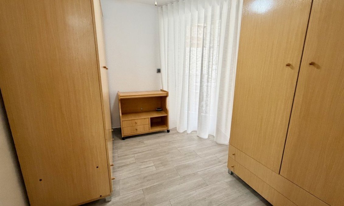 Használt Ingatlanok - Apartman -
Guardamar del Segura - Costa Blanca