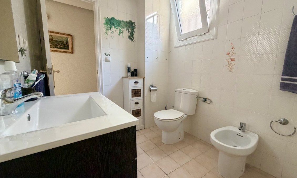 Használt Ingatlanok - Apartman -
Elche - Costa Blanca