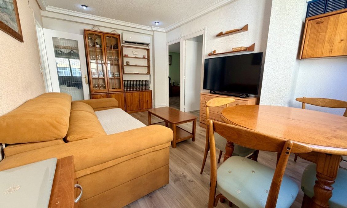 Használt Ingatlanok - Apartman -
Elche - Costa Blanca