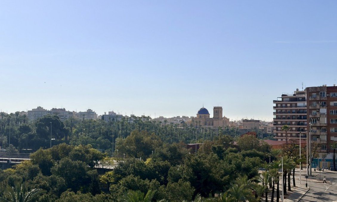 Használt Ingatlanok - Apartman -
Elche - Costa Blanca