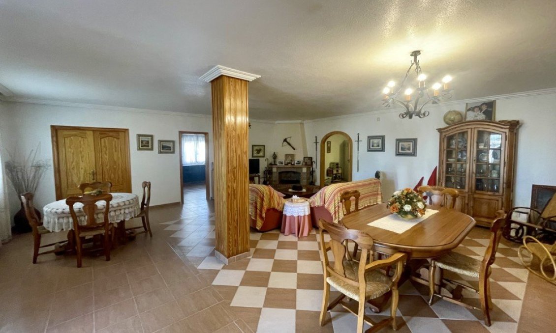 Használt Ingatlanok - Villa -
Ciudad Quesada - Costa Blanca