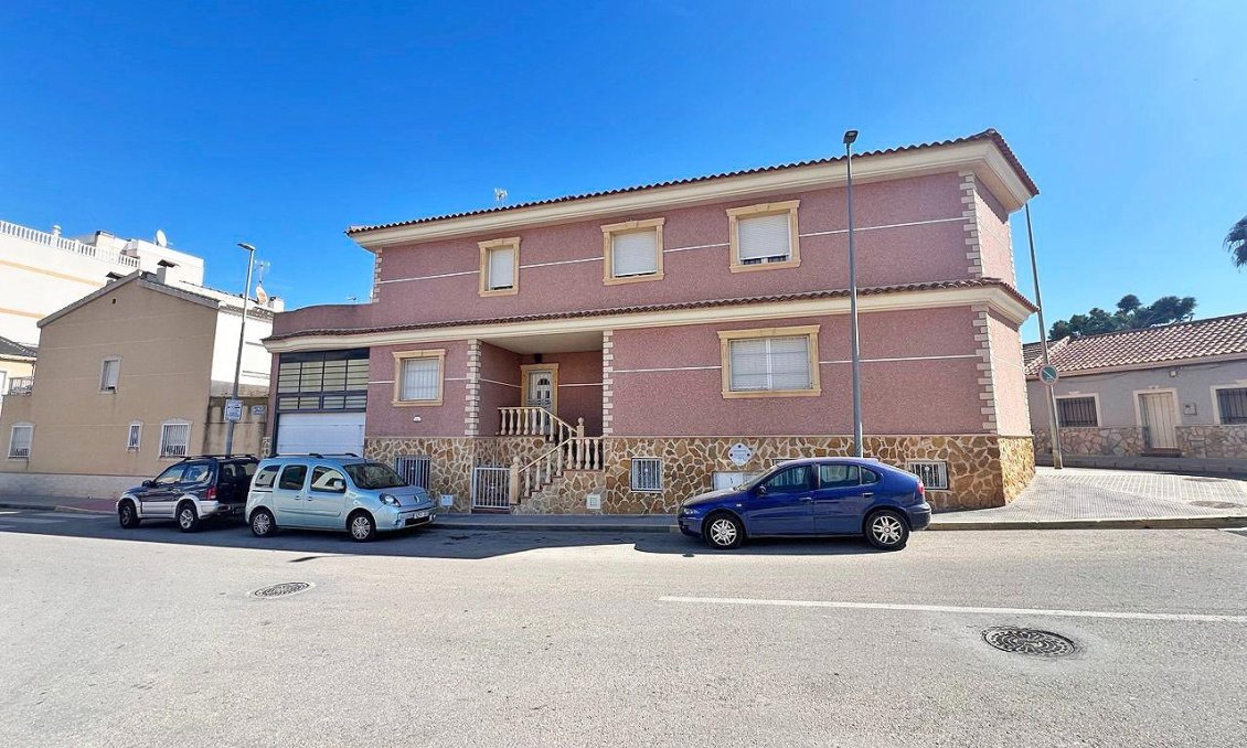 Resale - Villa -
Formentera del Segura - C- Cooperativa