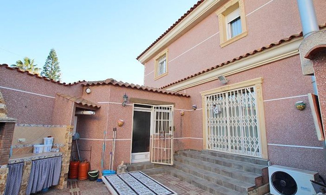 Resale - Villa -
Formentera del Segura - C- Cooperativa