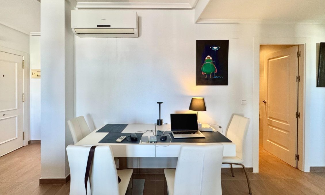 Revânzare - Apartament -
Orihuela Costa - Villamartín-las Filipinas