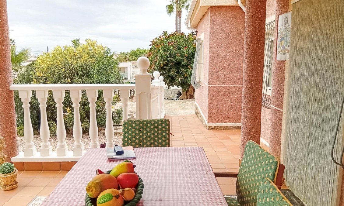 Wiederverkauf - Villa -
Torrevieja - La Siesta