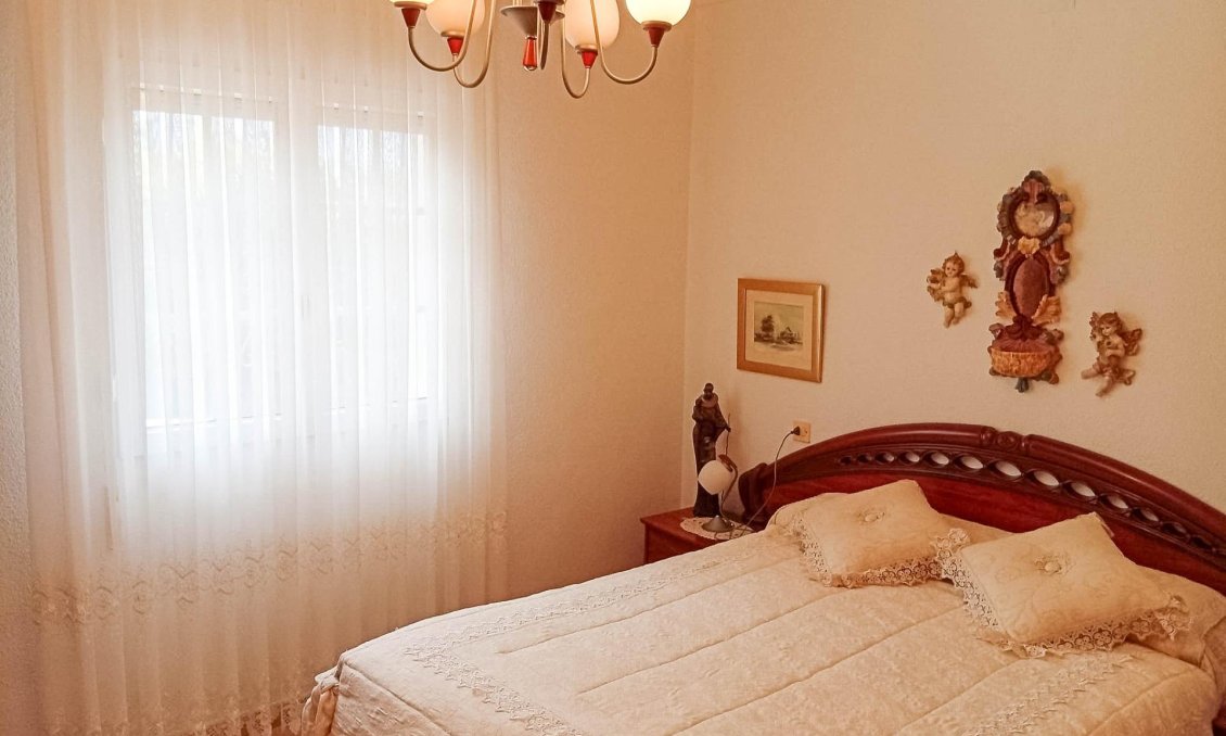 Wiederverkauf - Villa -
Torrevieja - La Siesta