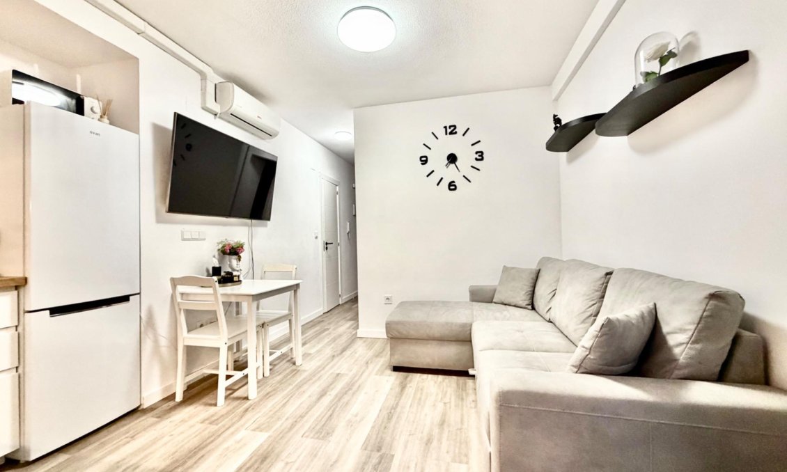 Használt Ingatlanok - Apartman -
Torrevieja - La Mata Pueblo