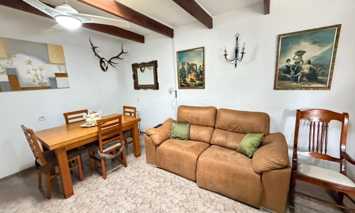 Használt Ingatlanok - Villa -
Lo Pagan - La Puntica