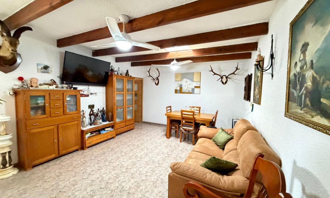 Használt Ingatlanok - Villa -
Lo Pagan - La Puntica