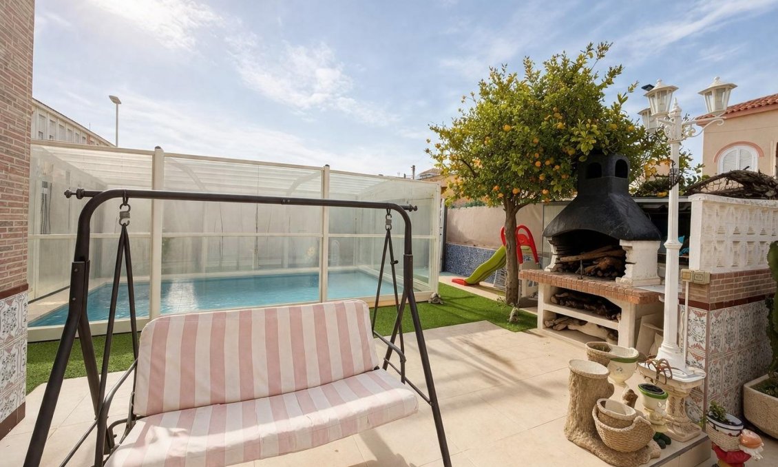 Használt Ingatlanok - Villa -
Lo Pagan - La Puntica