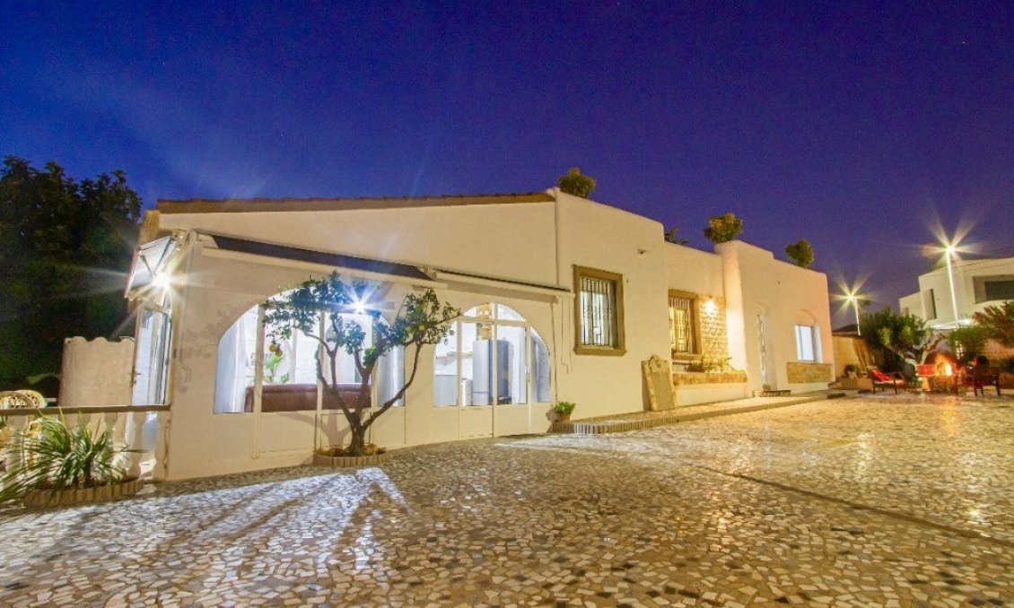 Használt Ingatlanok - Villa -
Ciudad Quesada - Costa Blanca