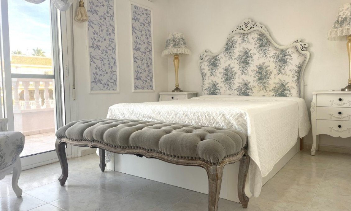 Használt Ingatlanok - Bungaló -
Benijofar - Costa Blanca