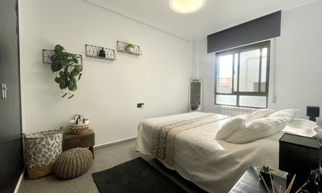 Használt Ingatlanok - Apartman -
Orihuela Costa - Costa Blanca