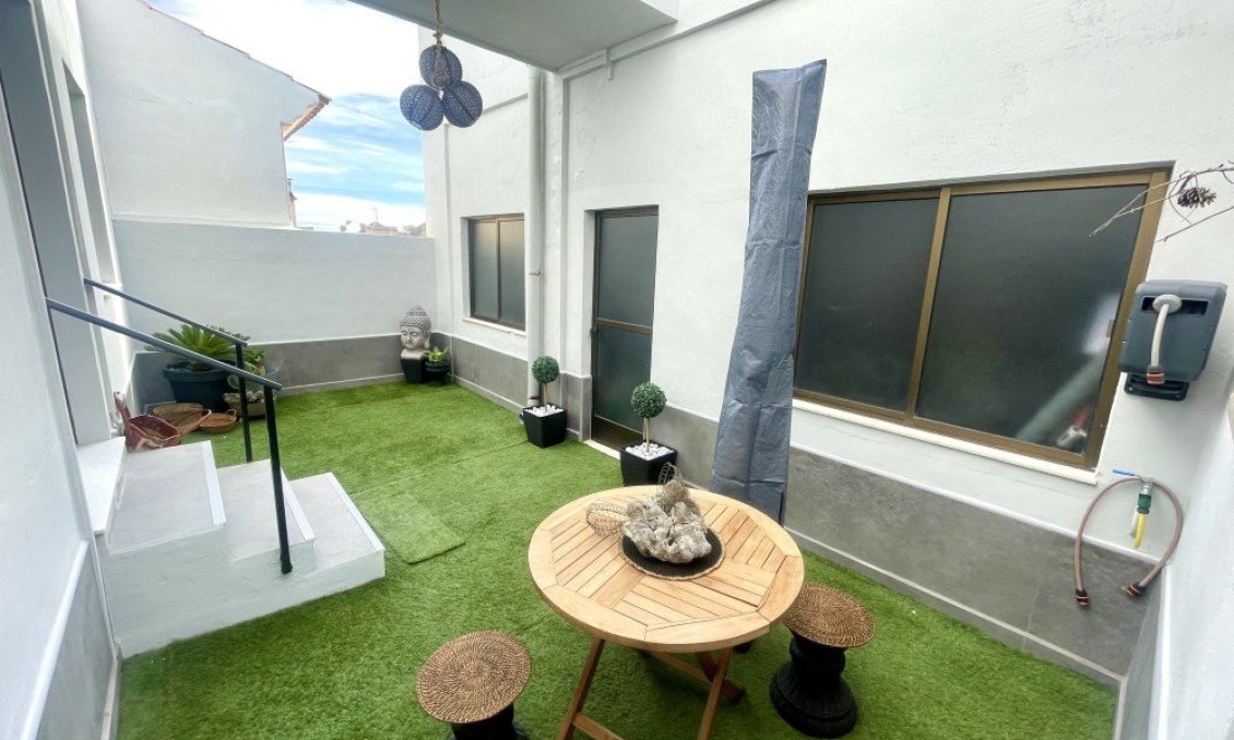 Használt Ingatlanok - Apartman -
Orihuela Costa - Costa Blanca