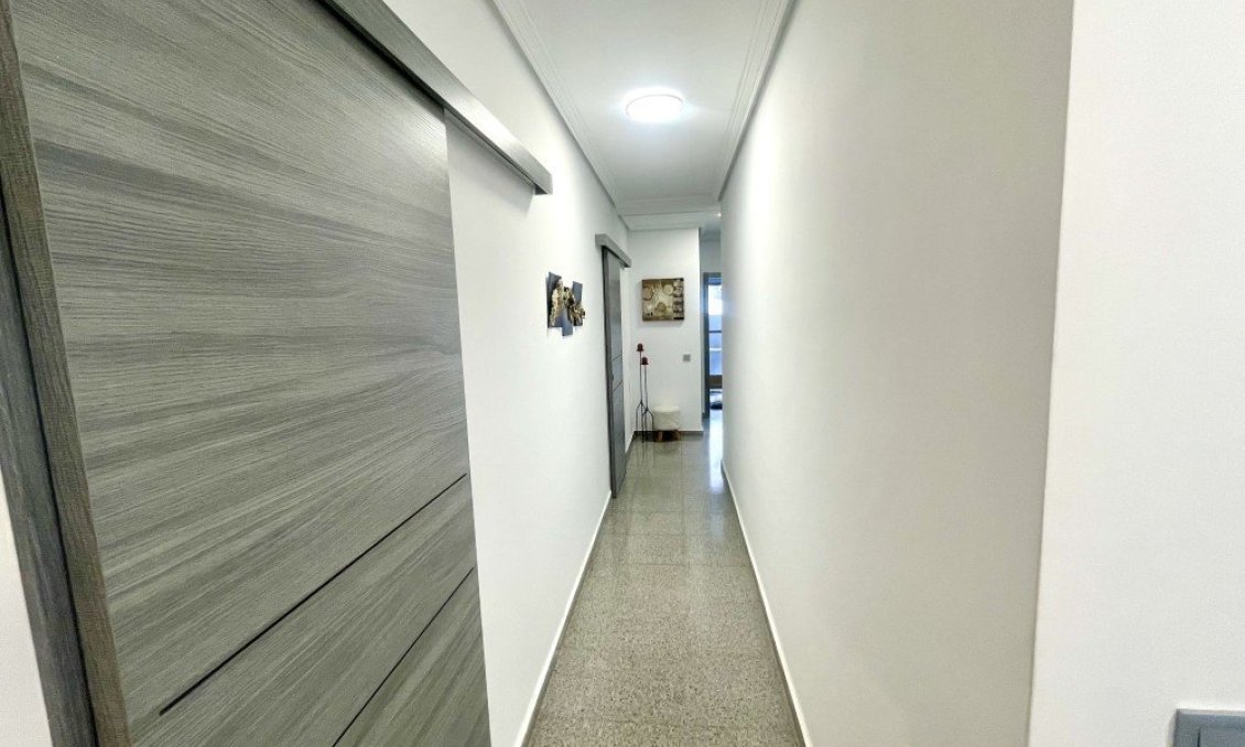 Használt Ingatlanok - Apartman -
Orihuela Costa - Costa Blanca