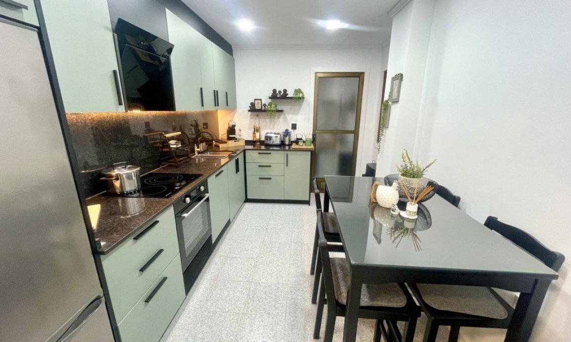 Használt Ingatlanok - Apartman -
Orihuela Costa - Costa Blanca