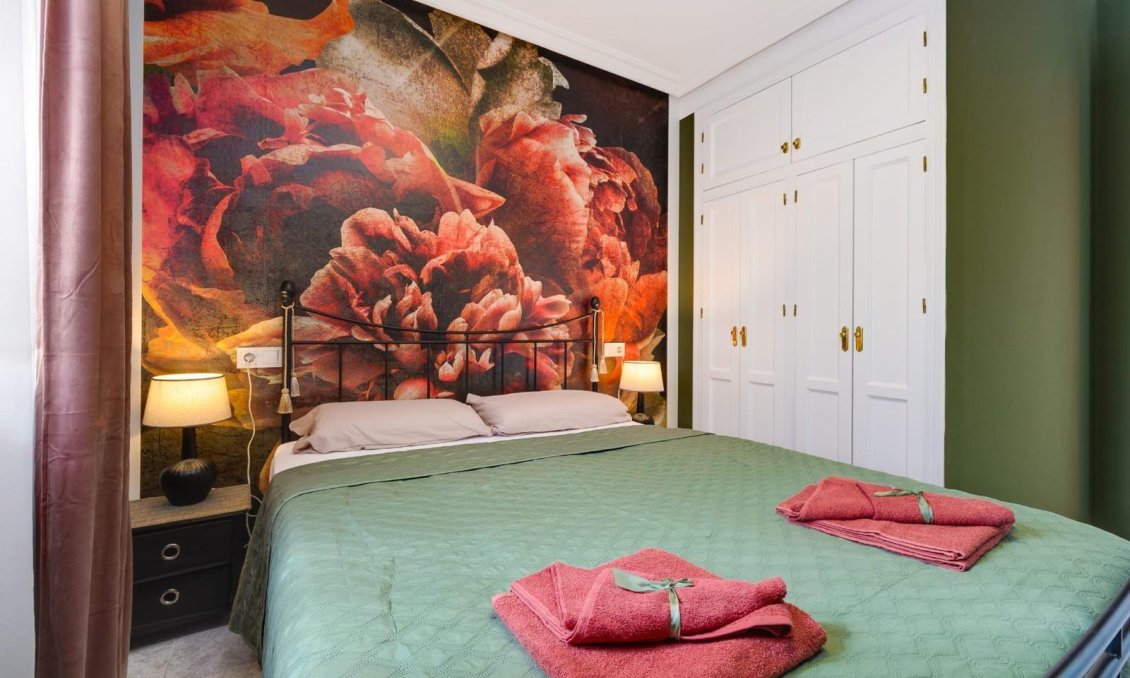 Segunda mano - Apartamento -
Torrevieja - Estacion De Autobuses