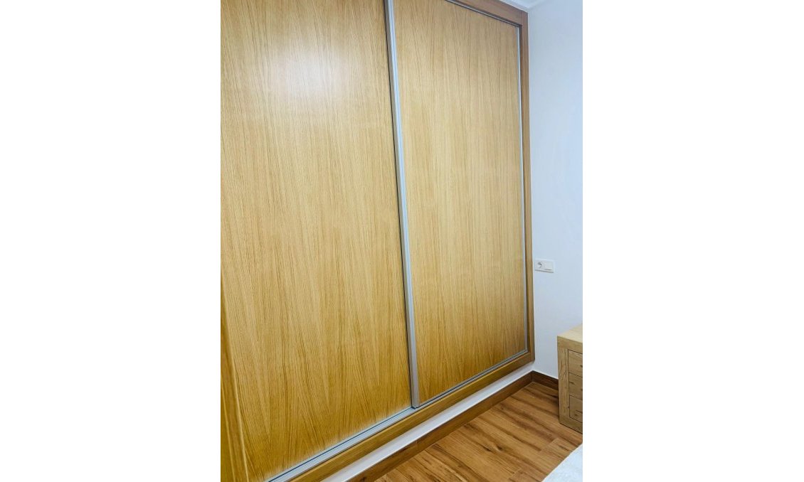 Wiederverkauf - Wohnung -
Torrevieja - Playa del Cura