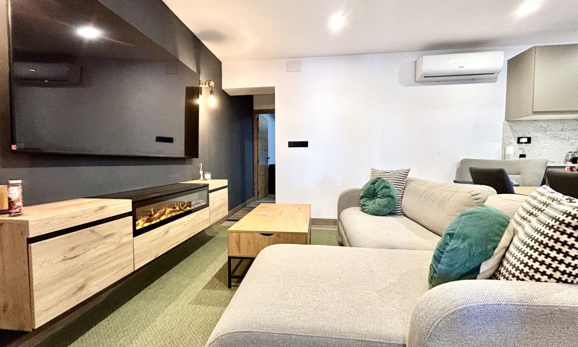 Resale - Town House -
San Miguel de Salinas - Inland