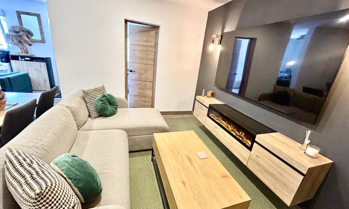 Resale - Town House -
San Miguel de Salinas - Inland