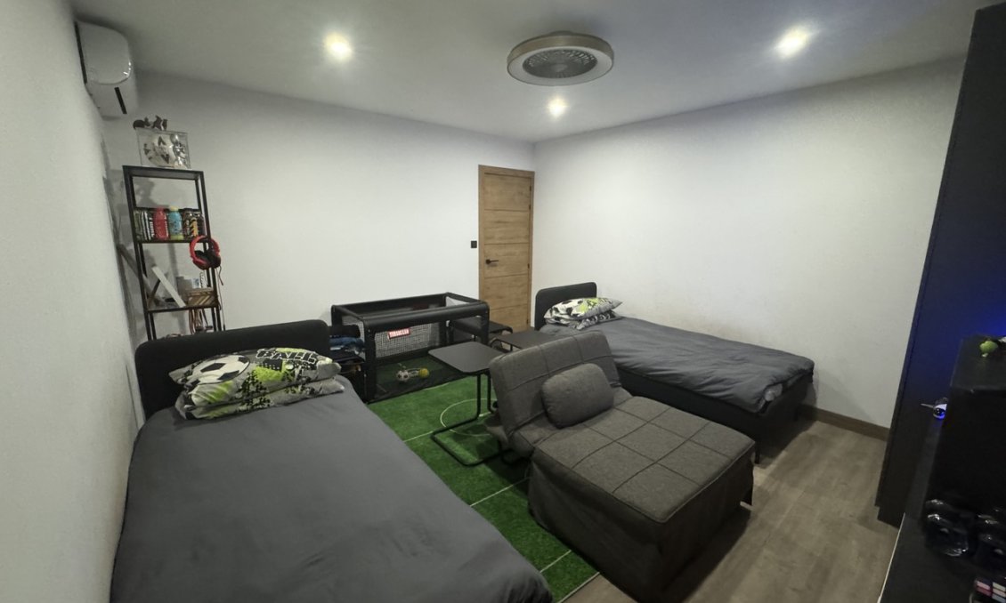 Resale - Town House -
San Miguel de Salinas - Inland