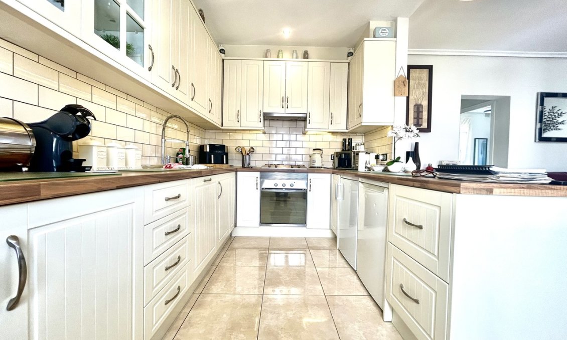 Használt Ingatlanok - Villa -
Villamartin - Costa Blanca