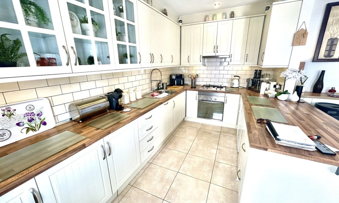 Használt Ingatlanok - Villa -
Villamartin - Costa Blanca