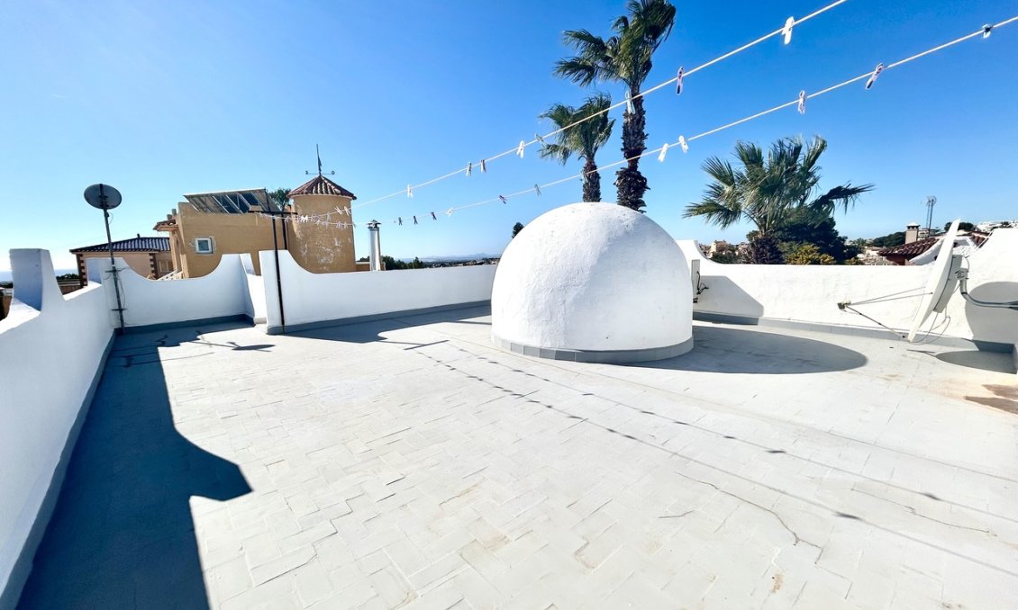 Használt Ingatlanok - Villa -
Villamartin - Costa Blanca