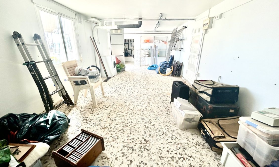 Használt Ingatlanok - Villa -
Villamartin - Costa Blanca