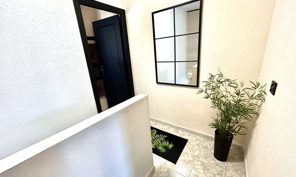 Használt Ingatlanok - Sorház -
Playa Flamenca - Costa Blanca