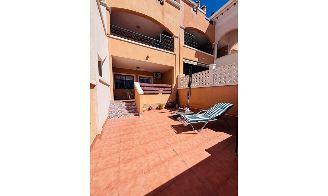 Revânzare - Apartament -
Torrevieja - Costa Blanca