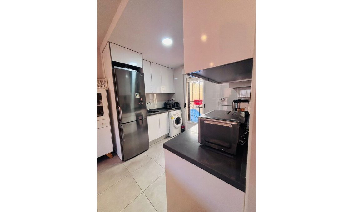 Revânzare - Apartament -
Torrevieja - Costa Blanca