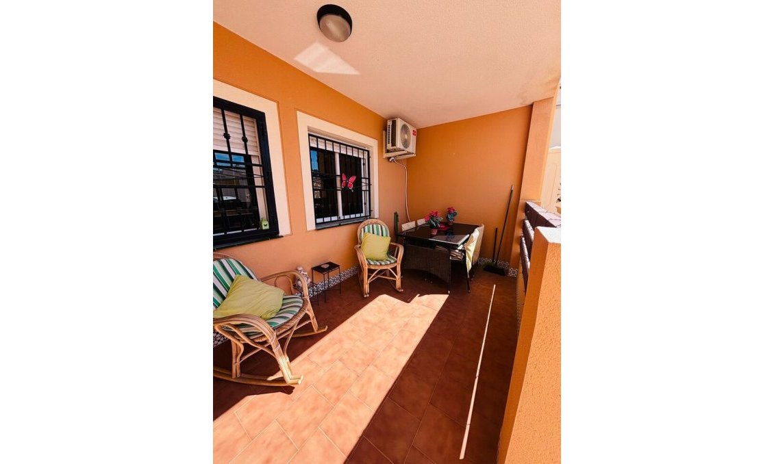 Revânzare - Apartament -
Torrevieja - Costa Blanca