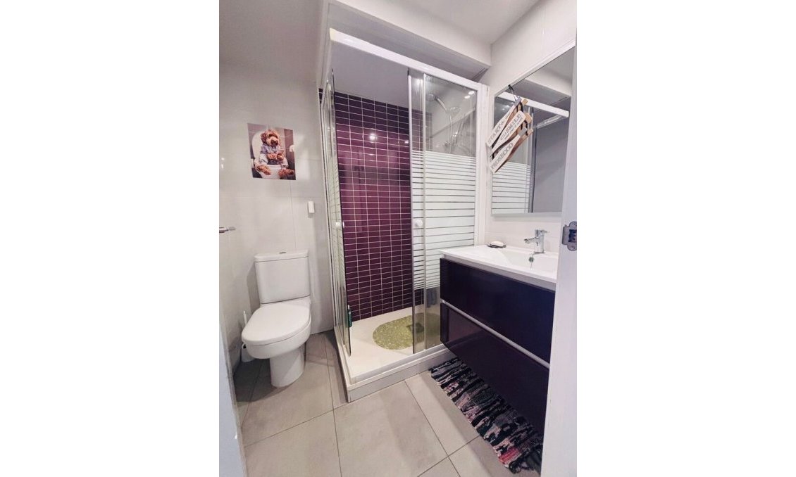 Revânzare - Apartament -
Torrevieja - Costa Blanca