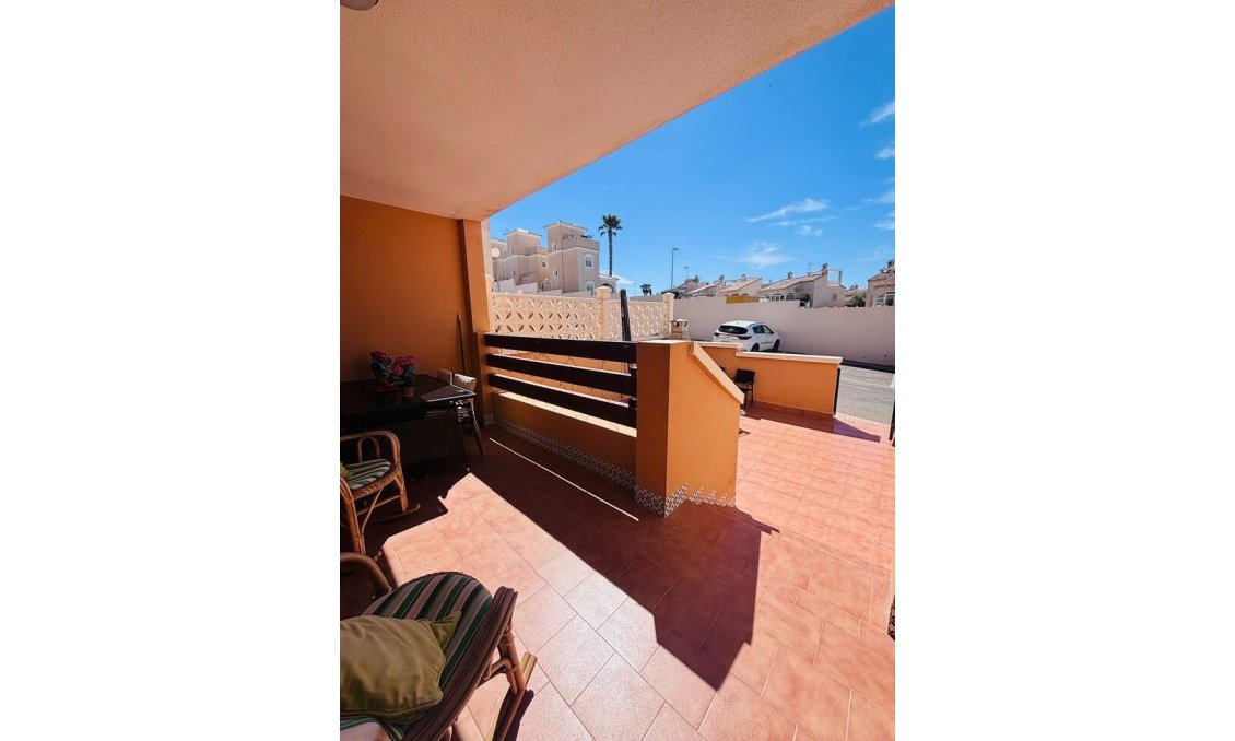 Revânzare - Apartament -
Torrevieja - Costa Blanca