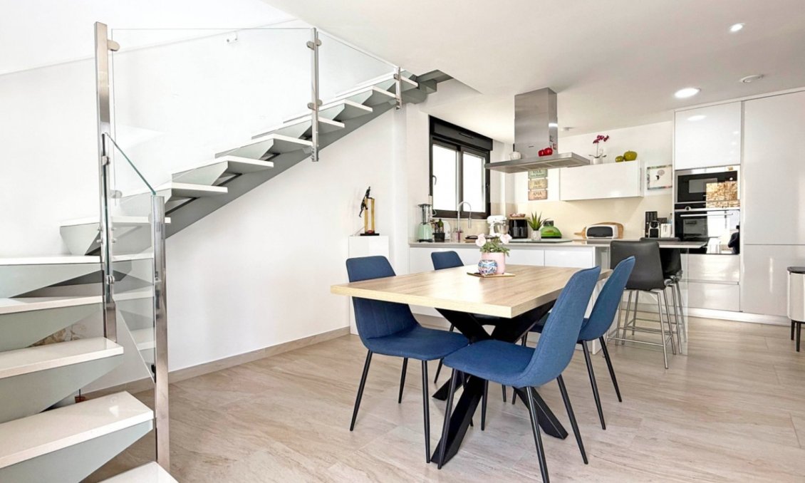 Használt Ingatlanok - Villa -
Orihuela Costa - Costa Blanca